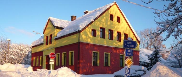 Apartmány Liška Mladé Buky Exterior foto