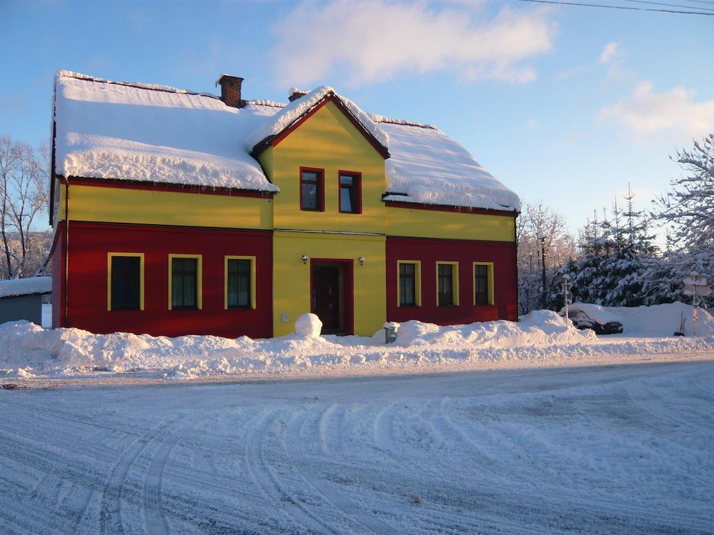 Apartmány Liška Mladé Buky Exterior foto